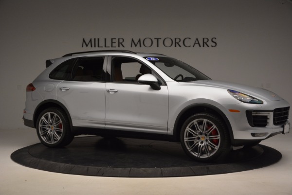 Used 2016 Porsche Cayenne Turbo for sale Sold at Bugatti of Greenwich in Greenwich CT 06830 10