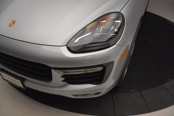 Used 2016 Porsche Cayenne Turbo for sale Sold at Bugatti of Greenwich in Greenwich CT 06830 14