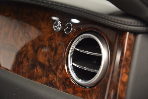 Used 2014 Bentley Flying Spur for sale Sold at Bugatti of Greenwich in Greenwich CT 06830 10