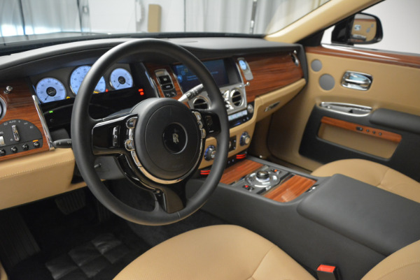 Used 2013 Rolls-Royce Ghost for sale Sold at Bugatti of Greenwich in Greenwich CT 06830 17