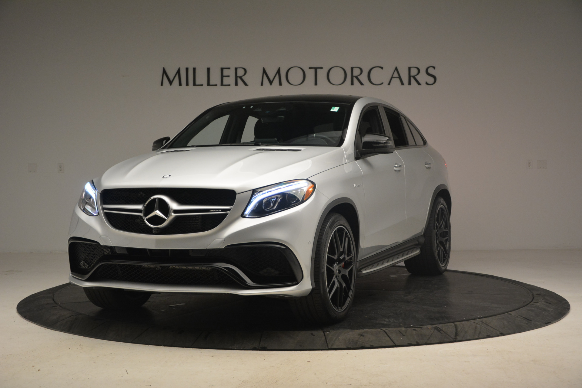 Used 2016 Mercedes Benz AMG GLE63 S for sale Sold at Bugatti of Greenwich in Greenwich CT 06830 1