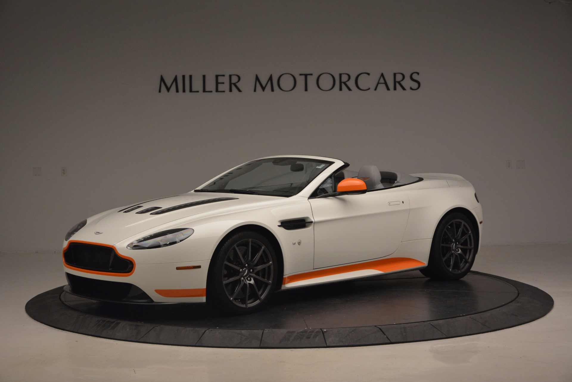 Used 2017 Aston Martin V12 Vantage S Convertible for sale Sold at Bugatti of Greenwich in Greenwich CT 06830 1