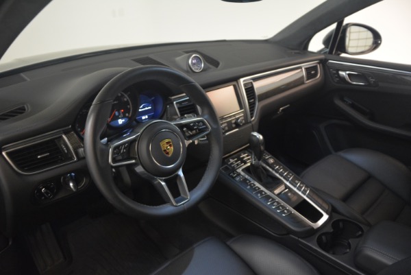 Used 2016 Porsche Macan Turbo for sale Sold at Bugatti of Greenwich in Greenwich CT 06830 17