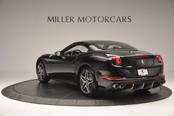 Used 2015 Ferrari California T for sale Sold at Bugatti of Greenwich in Greenwich CT 06830 17