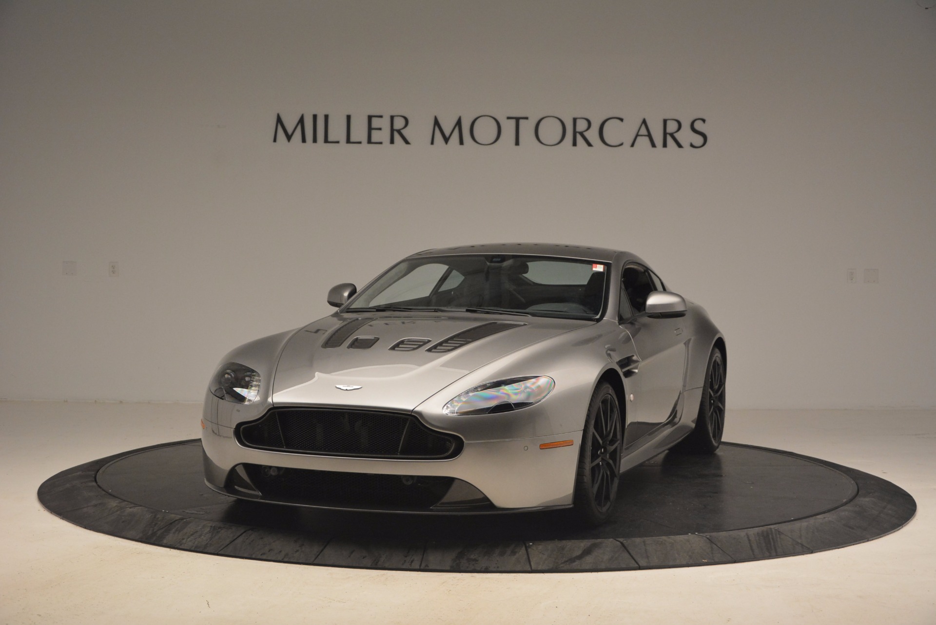 Used 2017 Aston Martin V12 Vantage S for sale Sold at Bugatti of Greenwich in Greenwich CT 06830 1