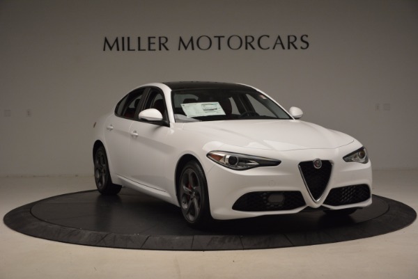 New 2017 Alfa Romeo Giulia Q4 for sale Sold at Bugatti of Greenwich in Greenwich CT 06830 11