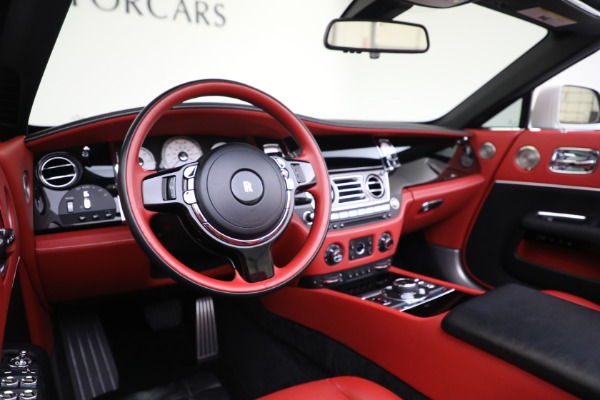 Used 2018 Rolls-Royce Dawn Black Badge for sale $289,900 at Bugatti of Greenwich in Greenwich CT 06830 17