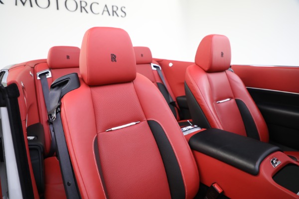 Used 2018 Rolls-Royce Dawn Black Badge for sale $289,900 at Bugatti of Greenwich in Greenwich CT 06830 19