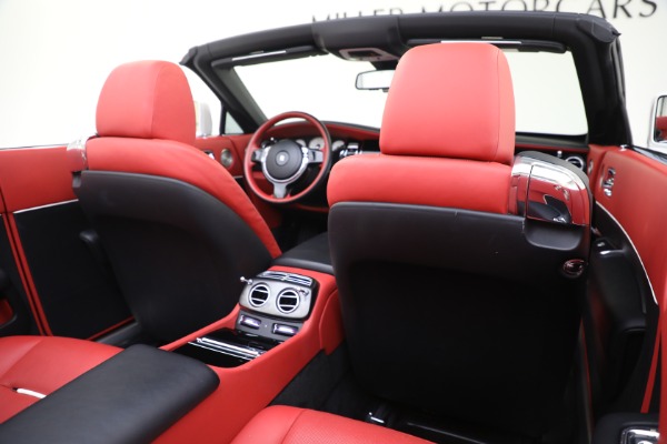 Used 2018 Rolls-Royce Dawn Black Badge for sale $345,900 at Bugatti of Greenwich in Greenwich CT 06830 22