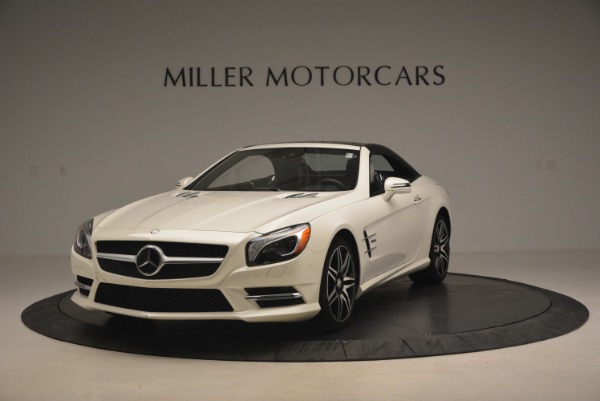 Used 2015 Mercedes Benz SL-Class SL 550 for sale Sold at Bugatti of Greenwich in Greenwich CT 06830 14