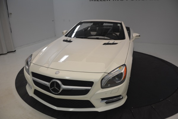 Used 2015 Mercedes Benz SL-Class SL 550 for sale Sold at Bugatti of Greenwich in Greenwich CT 06830 25