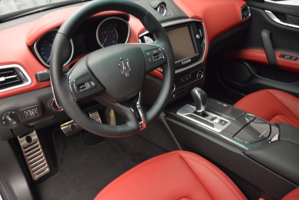 Used 2015 Maserati Ghibli S Q4 for sale Sold at Bugatti of Greenwich in Greenwich CT 06830 13