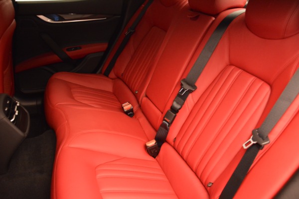 Used 2015 Maserati Ghibli S Q4 for sale Sold at Bugatti of Greenwich in Greenwich CT 06830 19