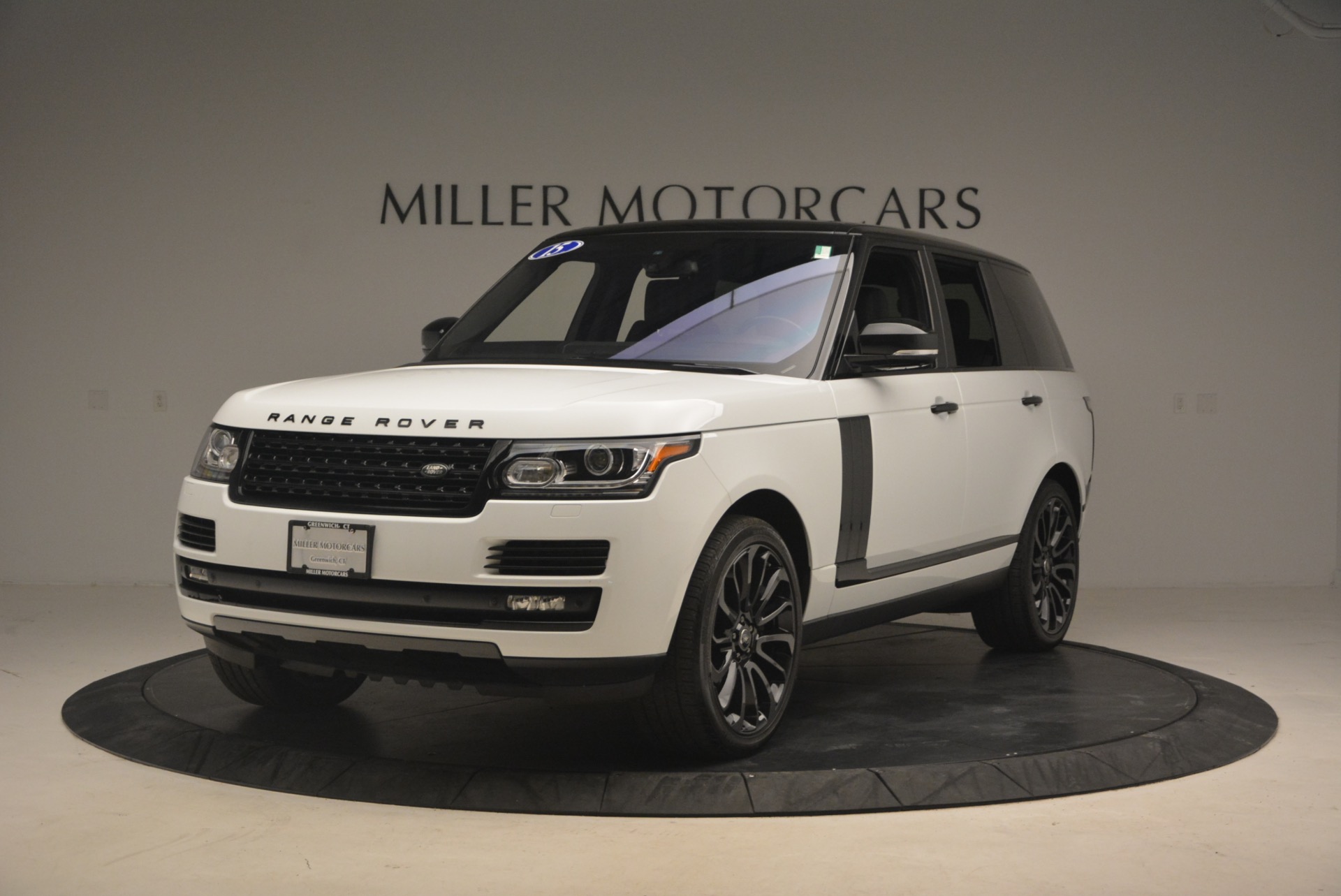 Used 2015 Land Rover Range Rover Supercharged for sale Sold at Bugatti of Greenwich in Greenwich CT 06830 1