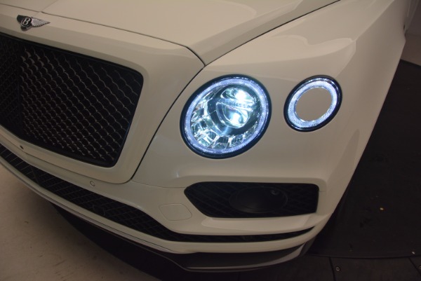 Used 2018 Bentley Bentayga Black Edition for sale Sold at Bugatti of Greenwich in Greenwich CT 06830 17