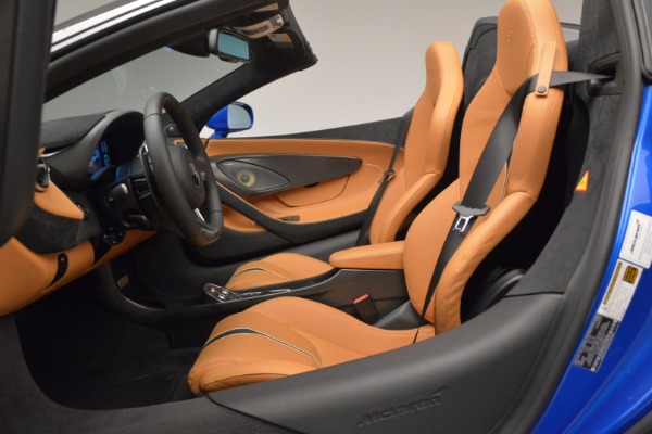 Used 2018 McLaren 570S Spider for sale Sold at Bugatti of Greenwich in Greenwich CT 06830 27