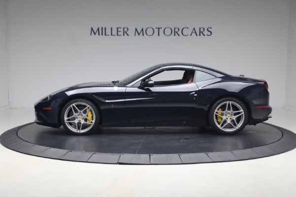 Used 2016 Ferrari California T for sale $119,900 at Bugatti of Greenwich in Greenwich CT 06830 25