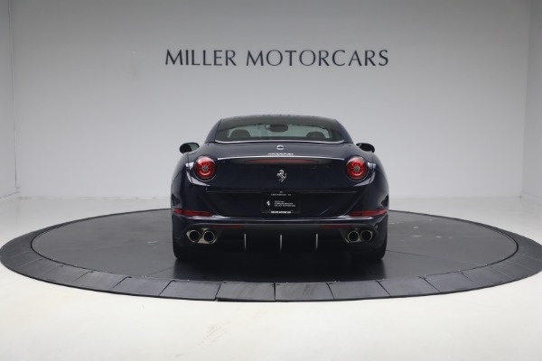 Used 2016 Ferrari California T for sale $119,900 at Bugatti of Greenwich in Greenwich CT 06830 28