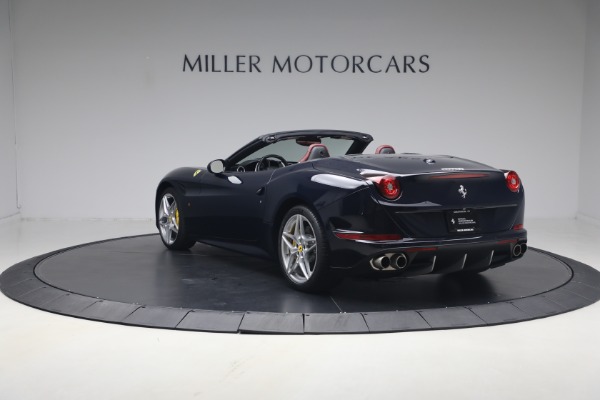 Used 2016 Ferrari California T for sale $119,900 at Bugatti of Greenwich in Greenwich CT 06830 5