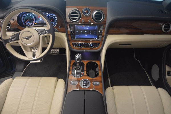 New 2018 Bentley Bentayga for sale Sold at Bugatti of Greenwich in Greenwich CT 06830 26