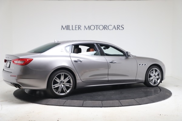 Used 2017 Maserati Quattroporte SQ4 GranLusso/ Zegna for sale Sold at Bugatti of Greenwich in Greenwich CT 06830 8