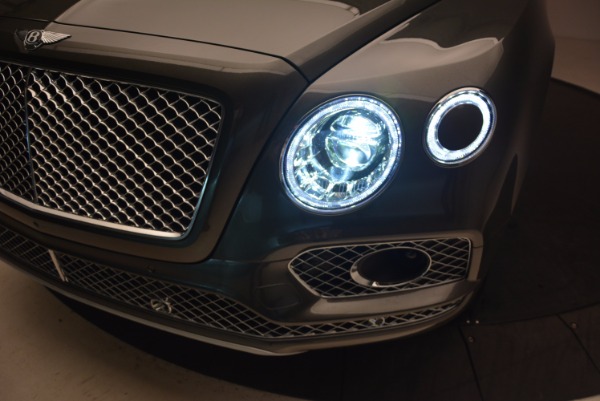 New 2018 Bentley Bentayga for sale Sold at Bugatti of Greenwich in Greenwich CT 06830 17