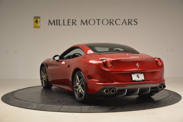 Used 2017 Ferrari California T for sale Sold at Bugatti of Greenwich in Greenwich CT 06830 17