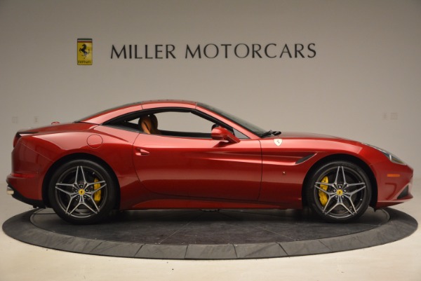 Used 2017 Ferrari California T for sale Sold at Bugatti of Greenwich in Greenwich CT 06830 21