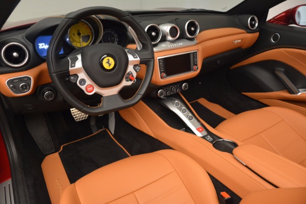 Used 2017 Ferrari California T for sale Sold at Bugatti of Greenwich in Greenwich CT 06830 25