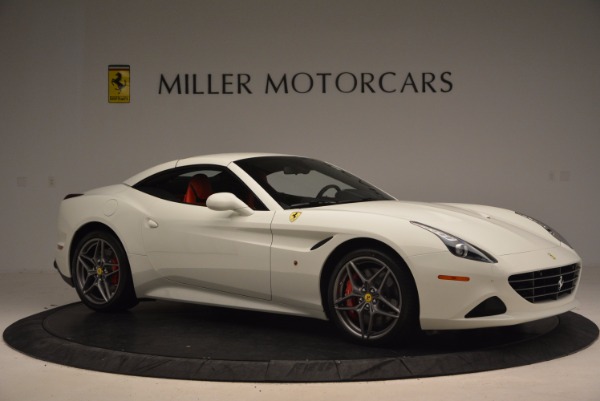 Used 2017 Ferrari California T for sale Sold at Bugatti of Greenwich in Greenwich CT 06830 22