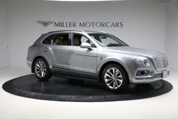 Used 2018 Bentley Bentayga W12 Signature Edition for sale $94,900 at Bugatti of Greenwich in Greenwich CT 06830 10