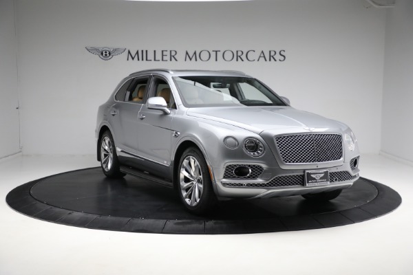 Used 2018 Bentley Bentayga W12 Signature Edition for sale Sold at Bugatti of Greenwich in Greenwich CT 06830 11