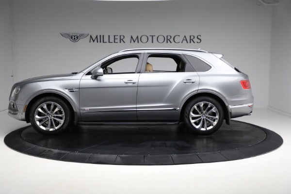 Used 2018 Bentley Bentayga W12 Signature Edition for sale Sold at Bugatti of Greenwich in Greenwich CT 06830 3