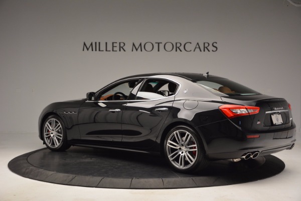 Used 2014 Maserati Ghibli S Q4 for sale Sold at Bugatti of Greenwich in Greenwich CT 06830 4