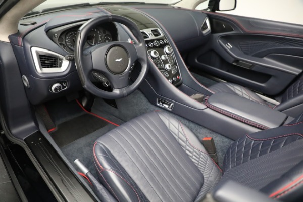 Used 2018 Aston Martin Vanquish S Volante for sale $259,900 at Bugatti of Greenwich in Greenwich CT 06830 19