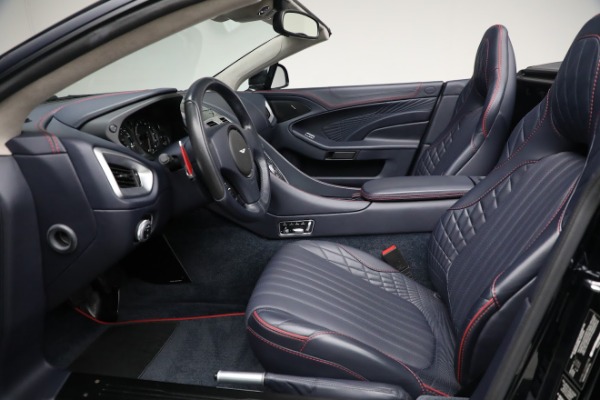 Used 2018 Aston Martin Vanquish S Volante for sale $259,900 at Bugatti of Greenwich in Greenwich CT 06830 20