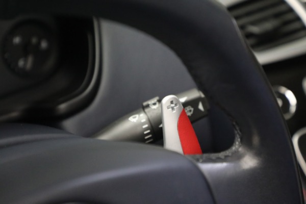 Used 2018 Aston Martin Vanquish S Volante for sale $259,900 at Bugatti of Greenwich in Greenwich CT 06830 24