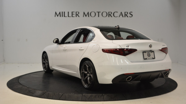 New 2017 Alfa Romeo Giulia Ti Sport Q4 for sale Sold at Bugatti of Greenwich in Greenwich CT 06830 5