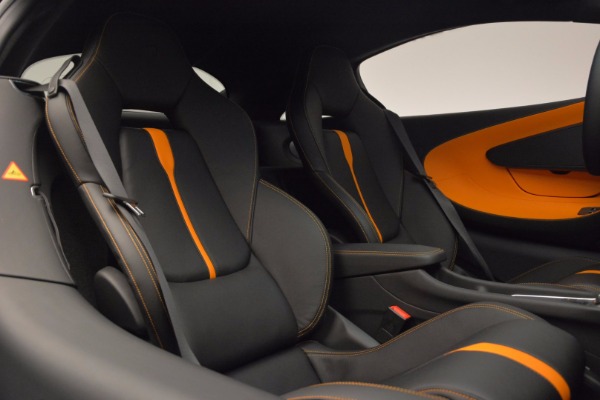 Used 2016 McLaren 570S for sale Sold at Bugatti of Greenwich in Greenwich CT 06830 20