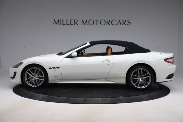 Used 2017 Maserati GranTurismo Convertible Sport for sale Sold at Bugatti of Greenwich in Greenwich CT 06830 15