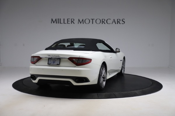 Used 2017 Maserati GranTurismo Convertible Sport for sale Sold at Bugatti of Greenwich in Greenwich CT 06830 18