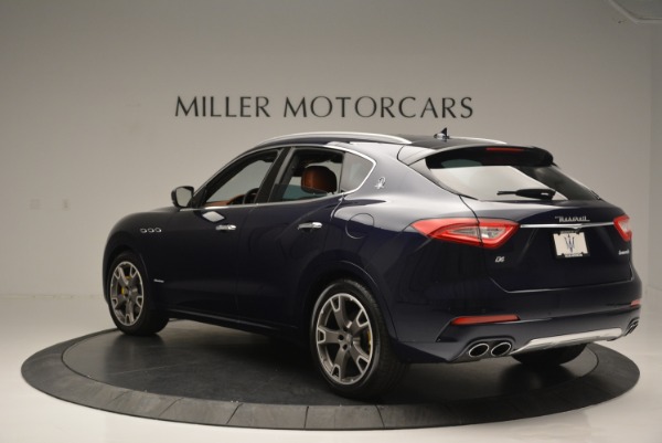 Used 2018 Maserati Levante Q4 GranLusso for sale Sold at Bugatti of Greenwich in Greenwich CT 06830 5