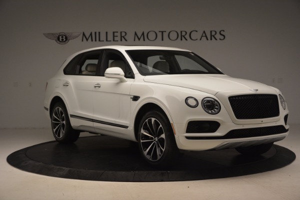 Used 2018 Bentley Bentayga Onyx for sale Sold at Bugatti of Greenwich in Greenwich CT 06830 11