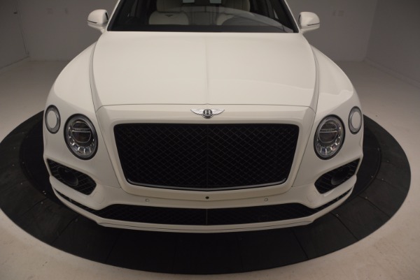 Used 2018 Bentley Bentayga Onyx for sale Sold at Bugatti of Greenwich in Greenwich CT 06830 13