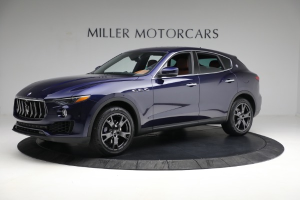 Used 2018 Maserati Levante Q4 for sale Sold at Bugatti of Greenwich in Greenwich CT 06830 2