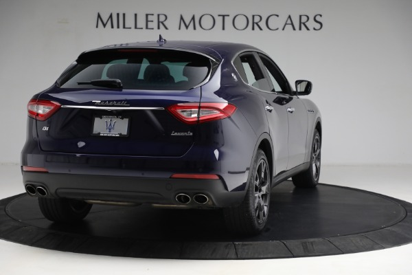 Used 2018 Maserati Levante Q4 for sale Sold at Bugatti of Greenwich in Greenwich CT 06830 7