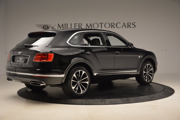 Used 2018 Bentley Bentayga Onyx Edition for sale Sold at Bugatti of Greenwich in Greenwich CT 06830 10