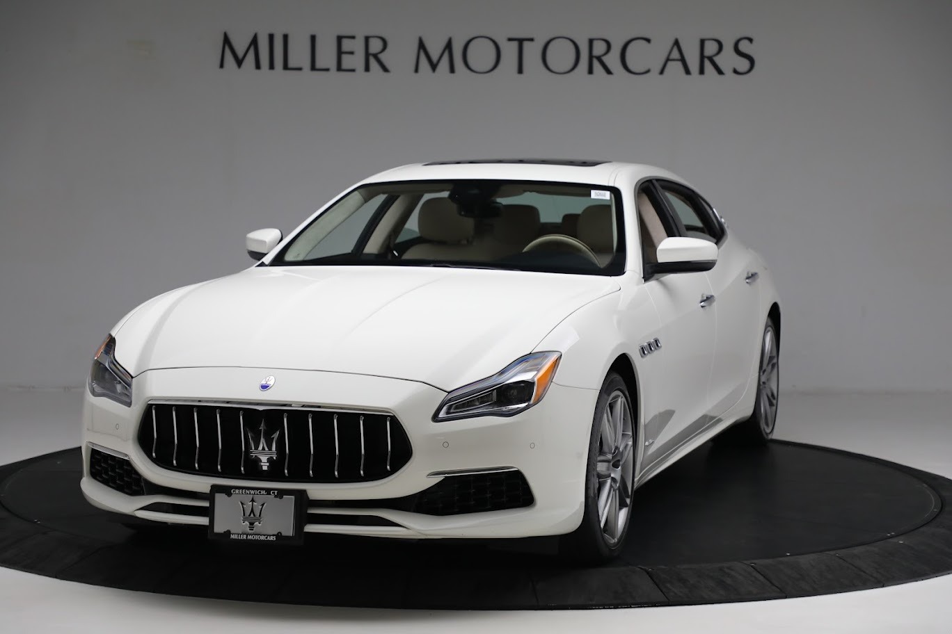 Used 2018 Maserati Quattroporte S Q4 GranLusso for sale Sold at Bugatti of Greenwich in Greenwich CT 06830 1