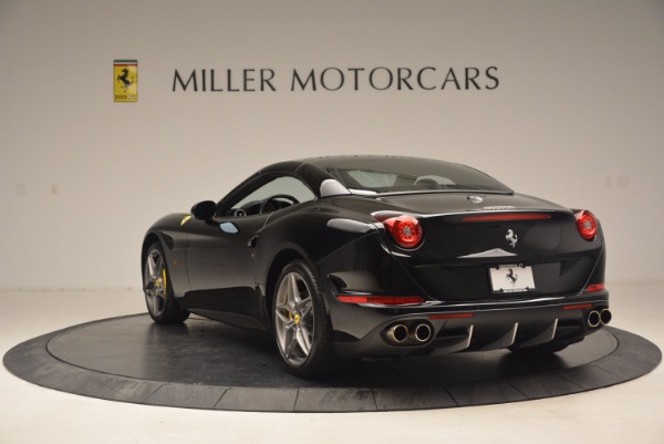 Used 2016 Ferrari California T for sale Sold at Bugatti of Greenwich in Greenwich CT 06830 17