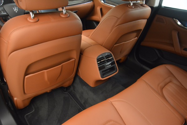 New 2018 Maserati Quattroporte S Q4 GranLusso for sale Sold at Bugatti of Greenwich in Greenwich CT 06830 19